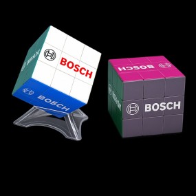 Rubik's Cube giveaway met logo